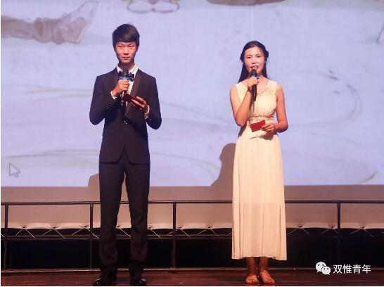 左:主持人肖建才 右:主持人李文