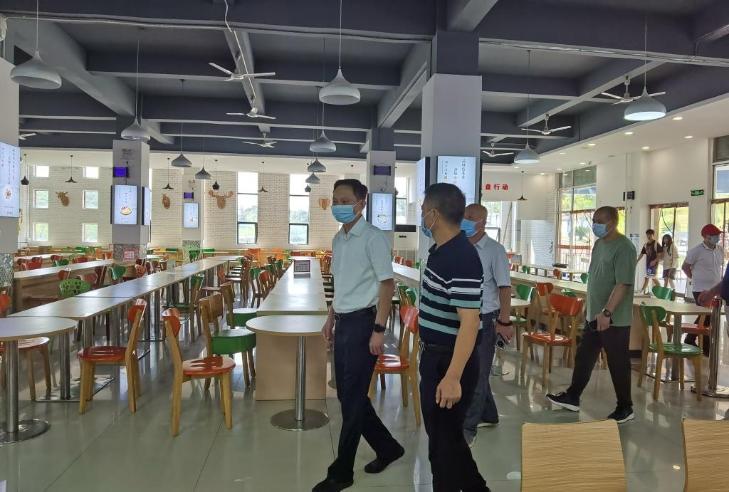 我校开展校园综合治理大检查