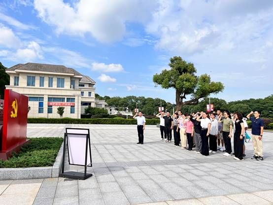 说明: C:\Users\Administrator\Documents\WeChat Files\wxid_qpdc4jmimz421\FileStorage\Temp\9351ef29ed184197658300443f72c05.jpg